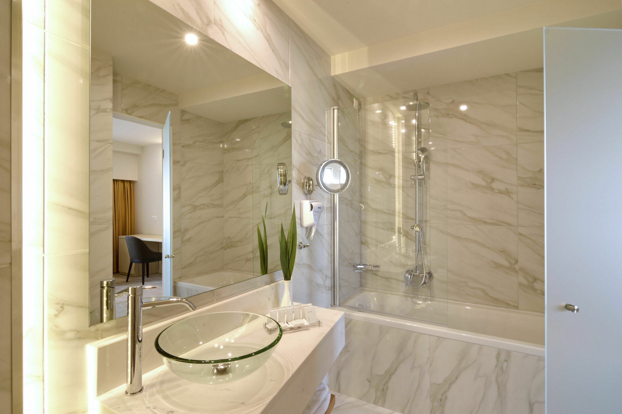 Athens Avenue Hotel Екстериор снимка